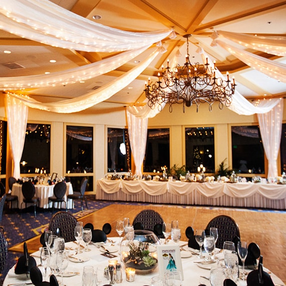 Things We Love Winter Wedding Decor Disney Weddings