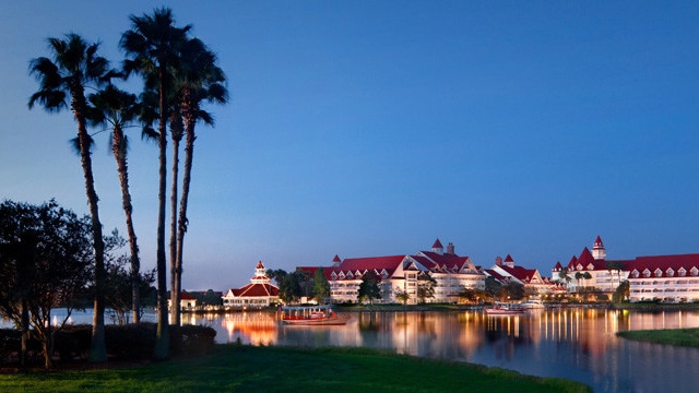 The building exterior and waterfront of Disney's Grand Floridian Resort & Spa