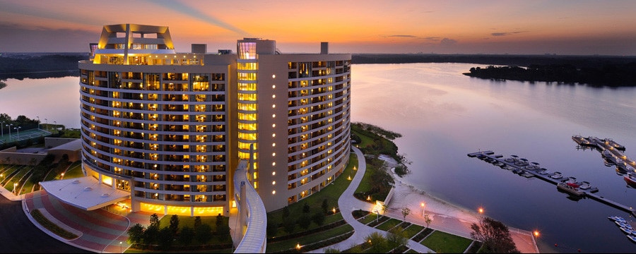 Bay Lake Tower At Disney S Contemporary Resort Disney