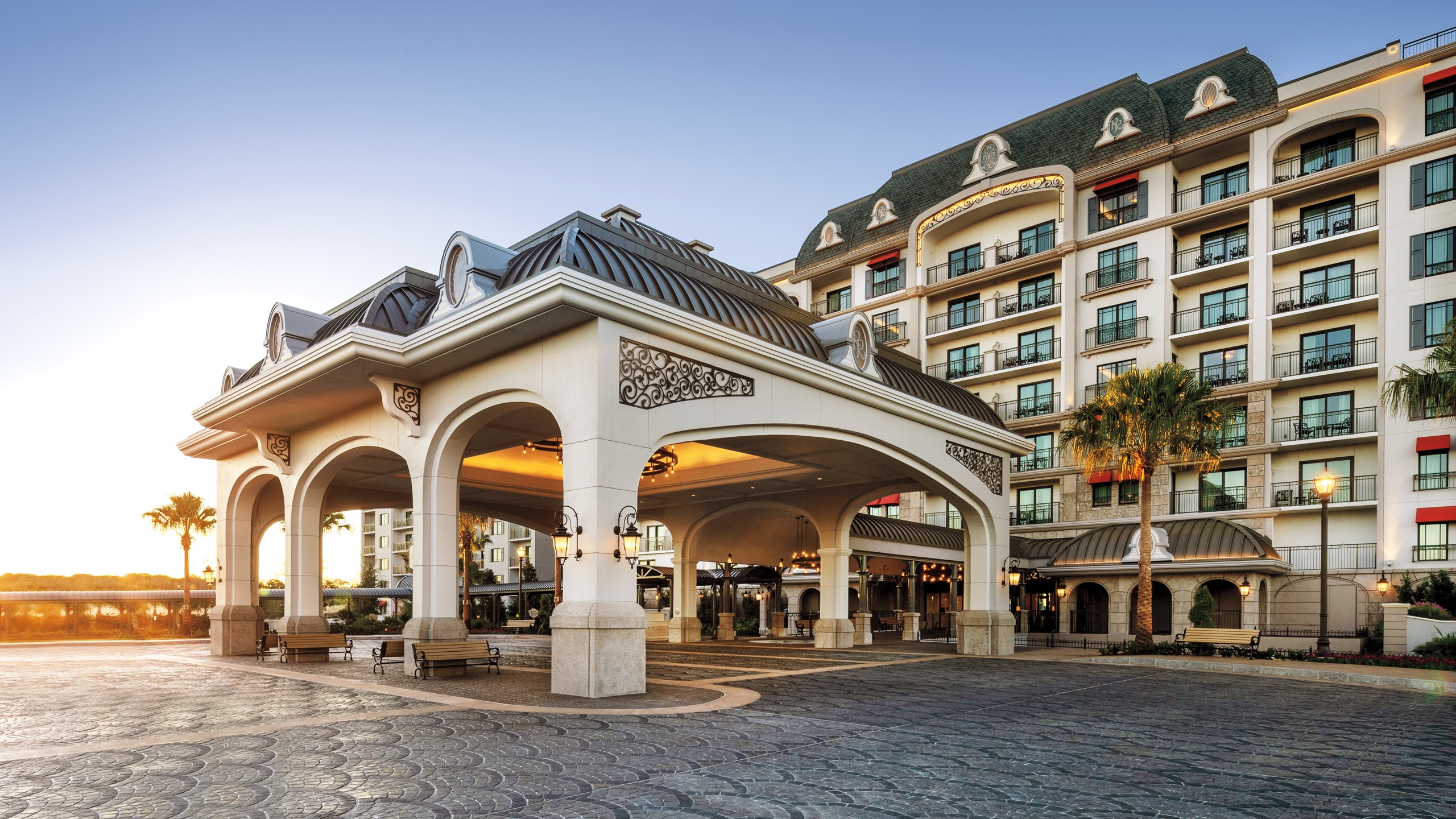 The grand entrance of Disney’s Riviera Resort